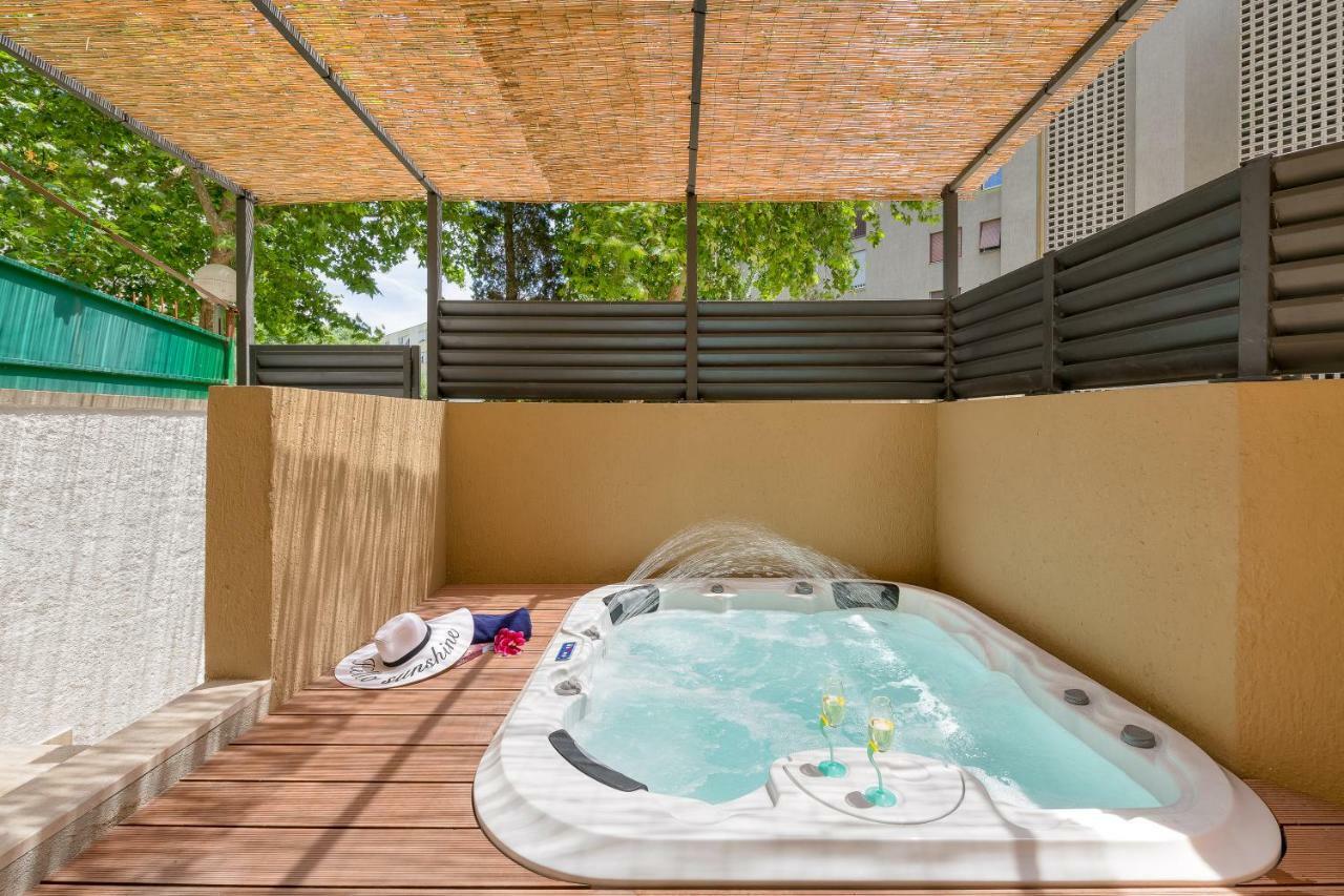 Apartments And Rooms Daisy 斯普利特 外观 照片